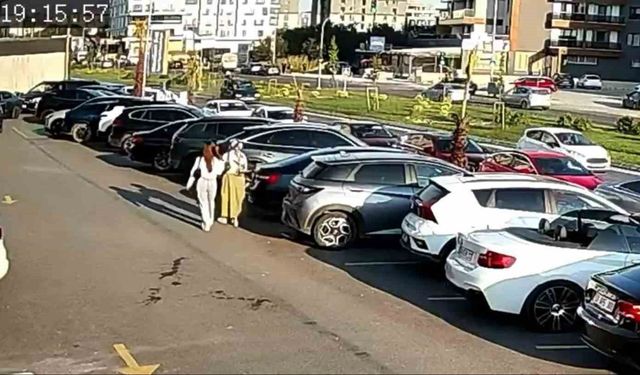 Hafif ticari araç ile çarpışan bisiklet sürücüsü hayatını kaybetti