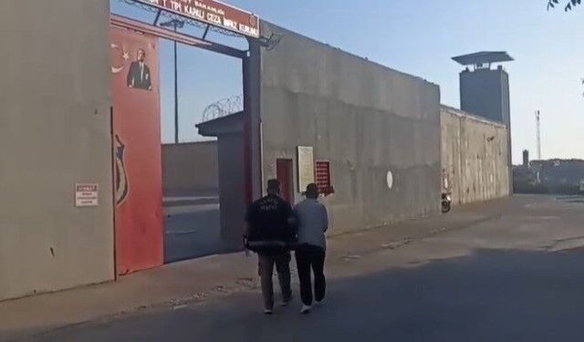 Hatay'da hapis cezasıyla aranan 2 şahıs yakalandı