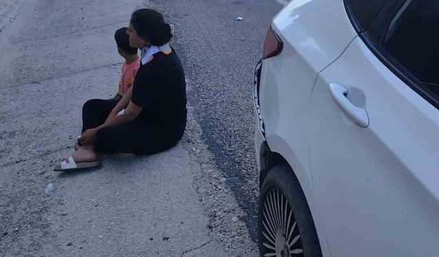 Hatay'da iki otomobil çarpıştı: 3 yaralı