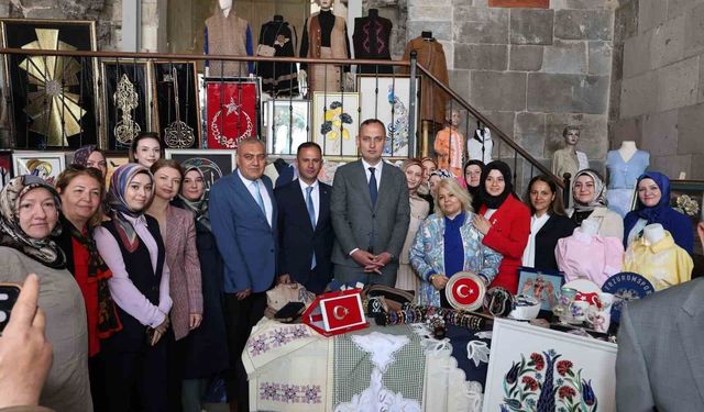 Hayat boyu öğrenme haftası şenlikleri Erzurum'da başladı