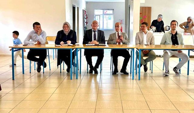Hisarcık'ta kitap söyleşisi programı düzenlendi