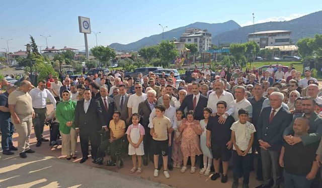 İslahiye ilçesi, Kaymakam Mehmet Soylu'ya konvoy ve gözyaşlarıyla veda etti