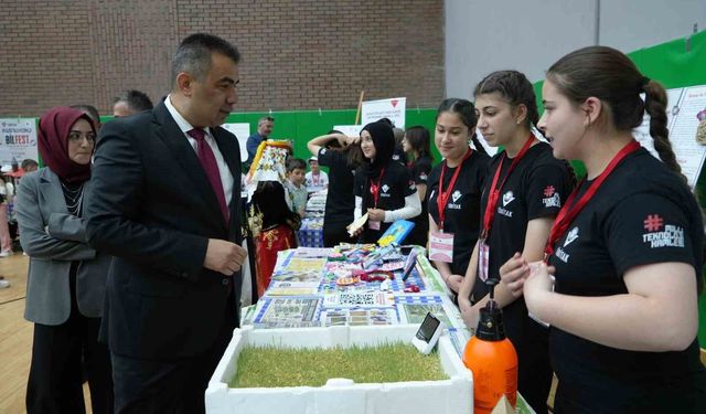 Kastamonu'da öğrencilerin hazırladığı 75 proje festivalde sergilendi