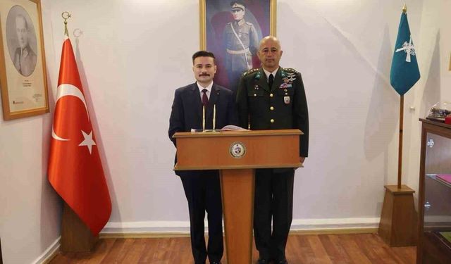 Kaymakam Acar'dan 5. Komando Tugay Komutanlığına ziyaret