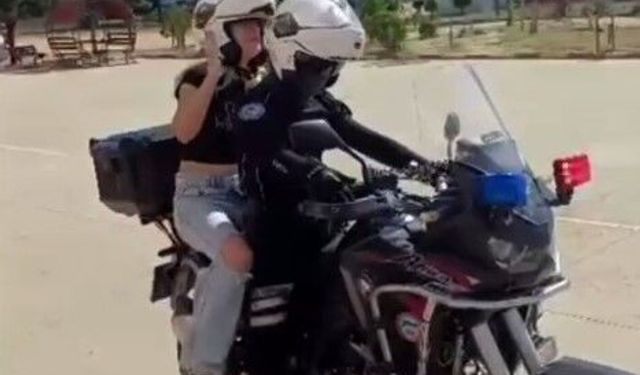 Keşan'da motosikletli polis timleri sınava geç kalan öğrencilerin imdadına yetişti