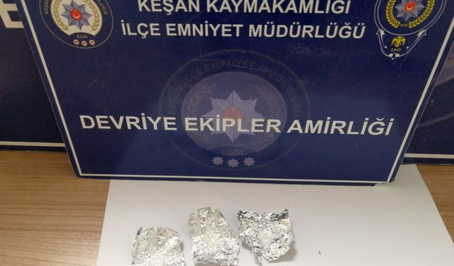 Keşan'da polisin üst araması yaptığı şüpheliden uyuşturucu ele geçirildi