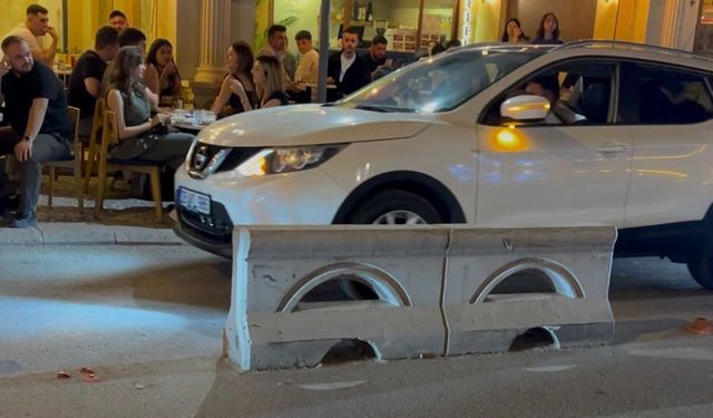 Kimisi egzozuyla kimisi de otomobiline taktırdığı kamyon kornasıyla sokakta rahatsızlığa neden oldu