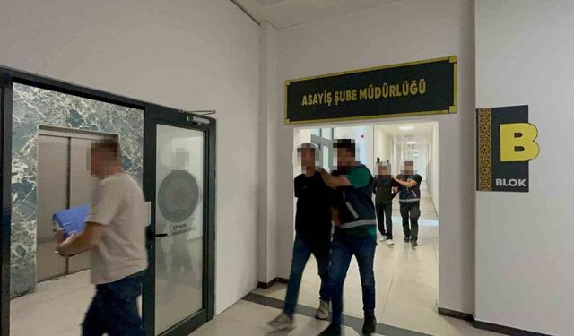 Kocaeli'de iş yerinden beyaz eşya çalan 2 şüpheli tutuklandı
