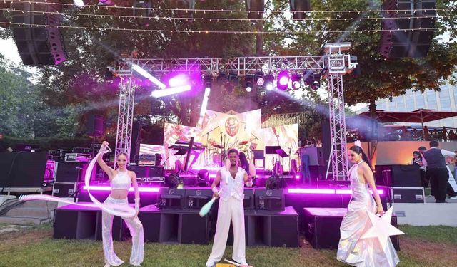 Migros Güzellik Festivali'nde Murat Dalkılıç sahne aldı