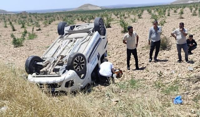 Mobil sağlık hizmeti aracı devrildi: 1 yaralı