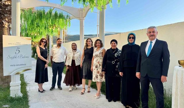 Muğla'da sağlık camiası 5. Geleneksel Sağlık Balosu'nda bir araya geldi