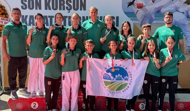 Sakarya Büyükşehir Belediyesi sporcularından bir haftada 17 madalya