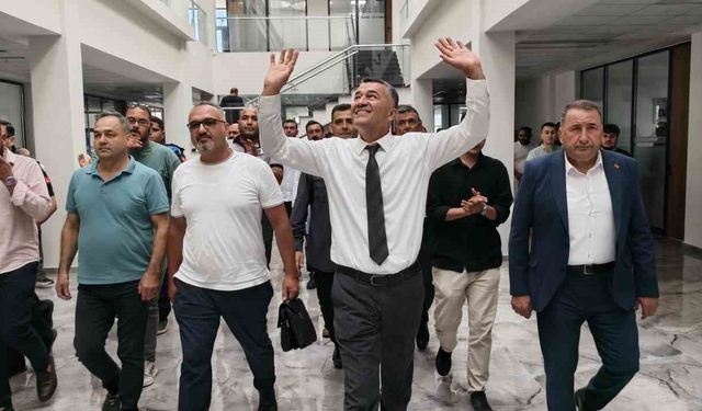 Silifke Belediye Başkan Vekili CHP'li Oğuzhan Kökten oldu