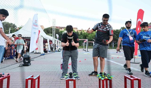 Sultangazi Belediyesi ev sahipliğinde dron festivali