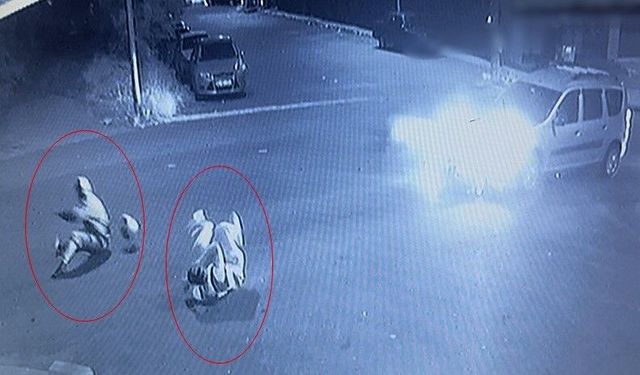 Tekirdağ'da otomobilin çarptığı motosikletten fırladılar