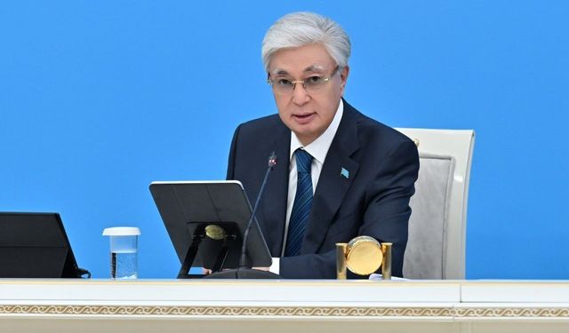 Tokayev, yeni Anayasa hükümlerini uygulamaya koyacak yasaları imzaladı