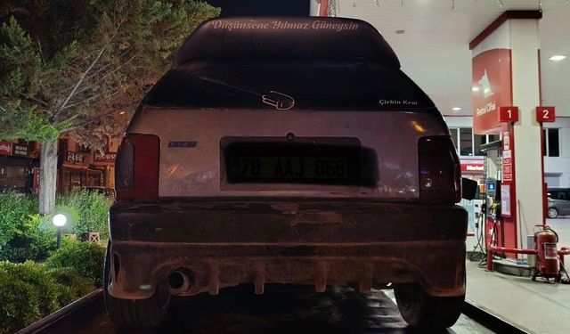 Trafikteki bıçaklı kavgada 3 kişi yaralandı: 5 kişiye 900 bin lira ceza