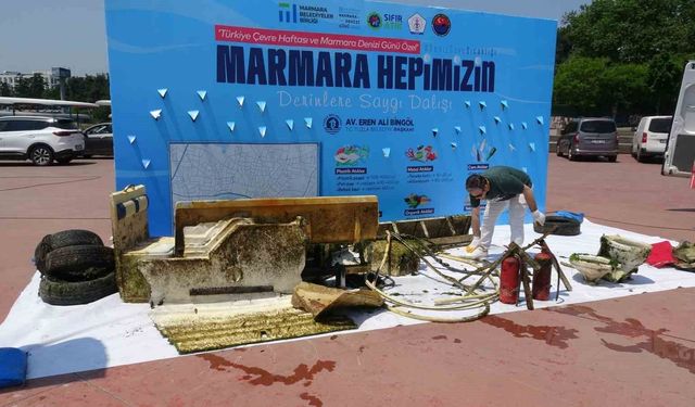 Tuzla'da deniz dibi temizliği: Batık teknelerin kalıntıları çıkarıldı