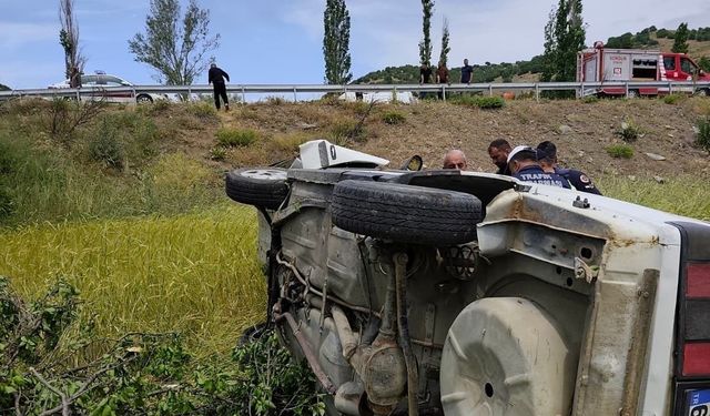 Yozgat'ta takla atan otomobilde 2 kişi yaralandı