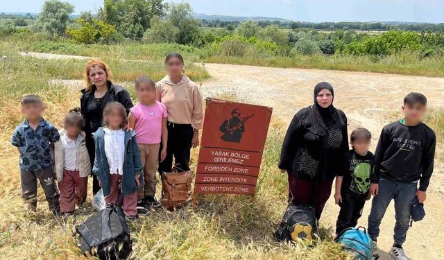 Yurt dışına kaçmak isteyen 32 düzensiz göçmen sınır hattında yakalandı