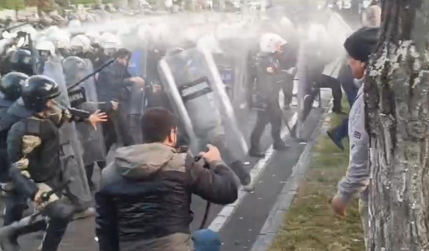 Belediye binasına yürüyüşte 75 kişiye gözaltı!