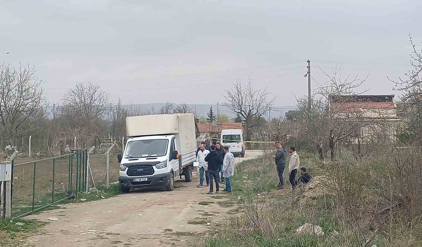 31 yaşındaki şahıs aracında ölü bulundu