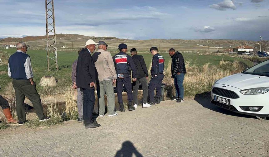 Şeker toplamaya çıkan çocuk ölü bulundu