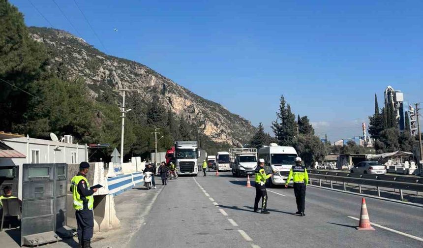 Aydın İzmir Otoyolu’nda denetim