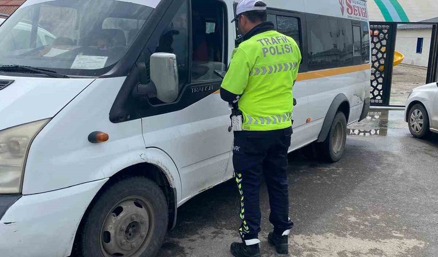 Ağrı’da öğrenci servislerine denetim yapıldı