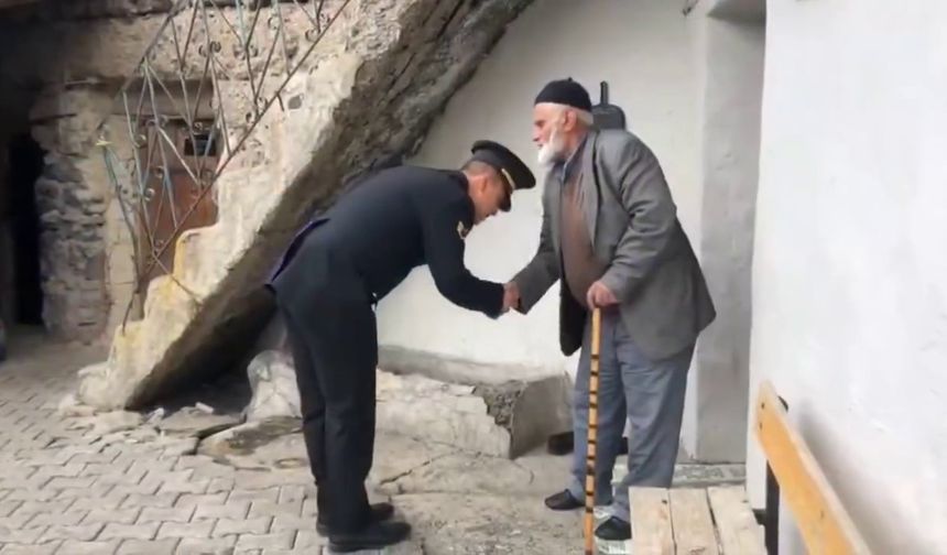 Erzurum Jandarmasından bayram ziyareti