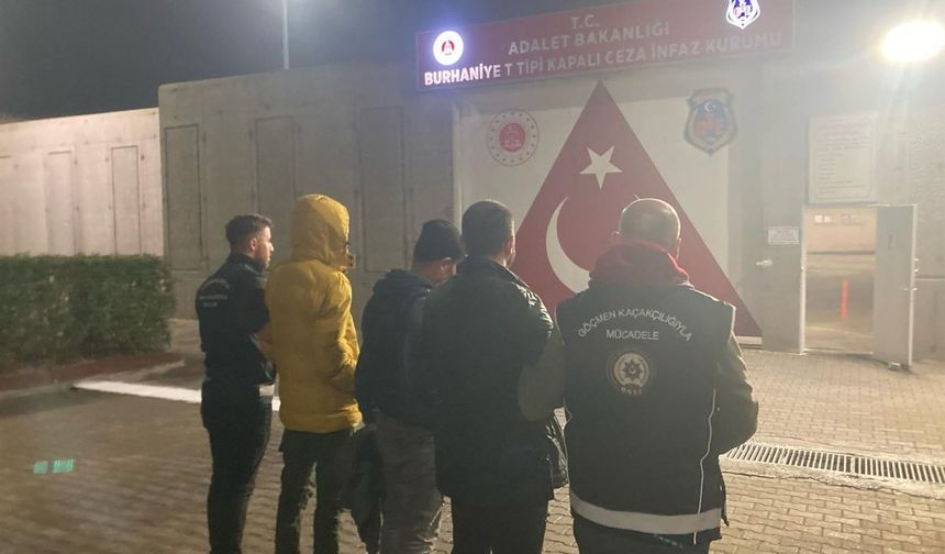 Göçmen kaçakçılığı operasyonu: 3 tutuklama