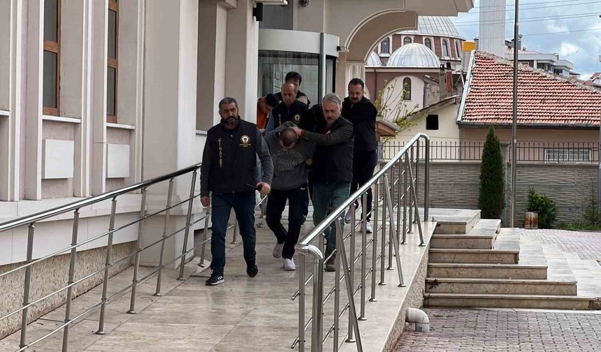 Alkol satışı tartışmasında bir kişi hayatını kaybetti