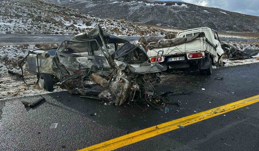 Kayseri'de feci kaza: 1 ölü, 1 yaralı
