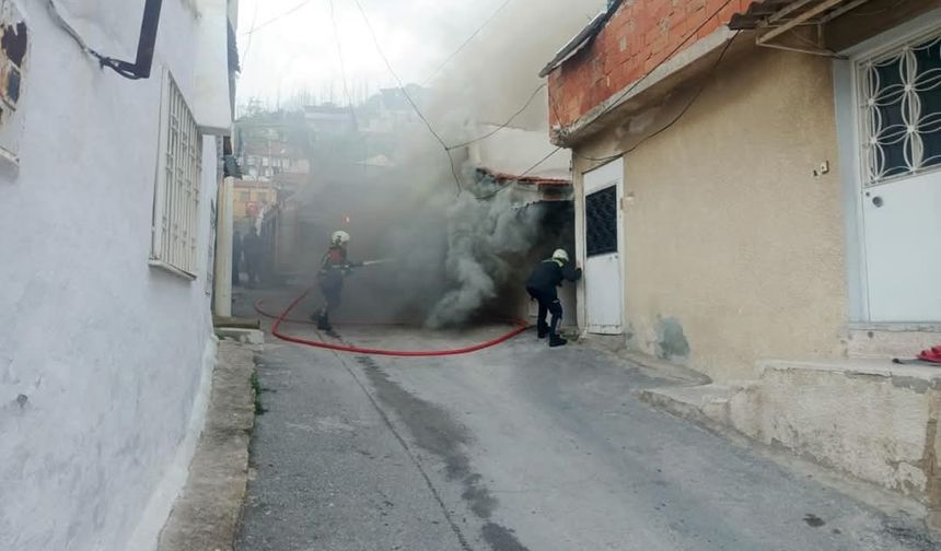 Söke'de elektrikli şofbenden kaynaklı yangın paniğe neden oldu