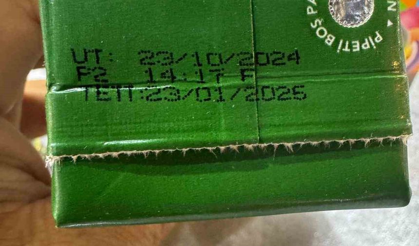 Bilecik’te düğünde dağıtılan tarihi geçmiş meyve suyu tepkilere neden oldu