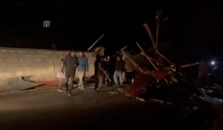 Hakkari Yüksekova’da şiddetli fırtına