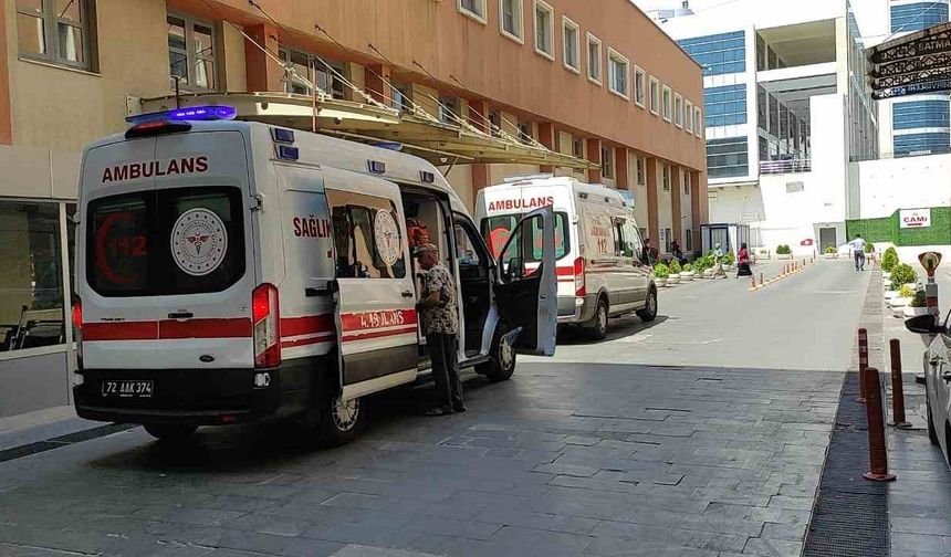 Balkondan düşen çocuk yaşamını yitirdi
