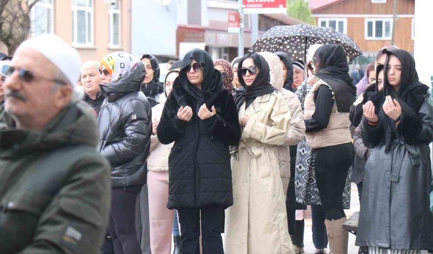 Ölü bulunan dansçının cenazesini ailesi kabul etmedi