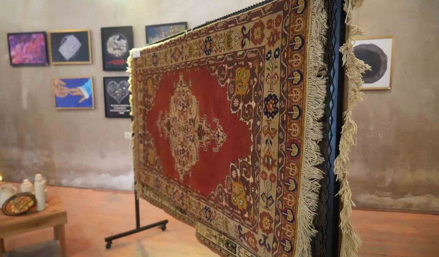 Niğde’ye özgü dokuma halılar sergiye çıktı