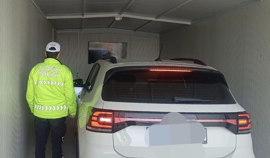 Jandarmadan kaçakçılık ve uyarıcı maddeye darbe