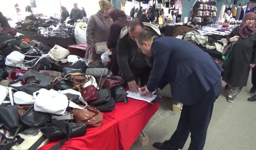 Edirne’de pazar esnafı İmamoğlu için imza kampanyası başlattı