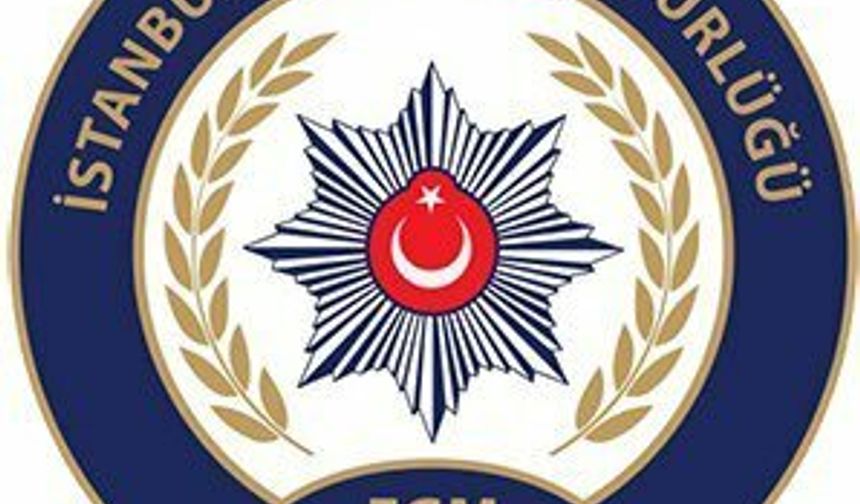 Esenyurt'ta sürücüyle tartışan polislerden biri görevden uzaklaştırıldı