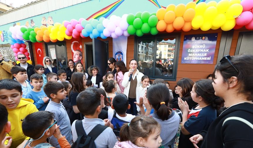 Selçuk’ta Şükrü Özkaynak Kütüphanesi ve Direniş Parkı açıldı