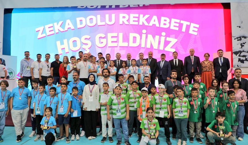 7. Türkiye Akıl ve Zekâ Oyunları Türkiye Finali Kars'ta Yapıldı
