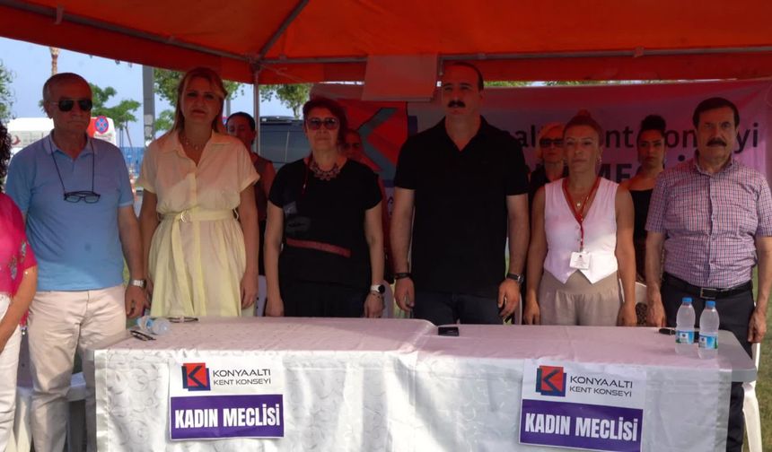 Konyaaltı Belediye Başkanı Kotan, üreten kadınlar ile bir araya geldi 