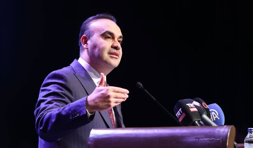 Bakan Kacır: 'Kardeş Libya halkına ve hükümetine taziyelerimi sunuyorum'