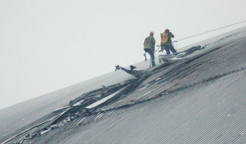 UAEA: "Çernobil Nükleer Santralinin koruyucu kalkanı, güvenlik işlevini kaybetti"