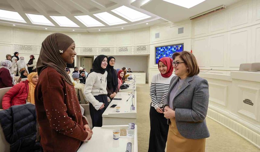60 ülkeden 120 kültür elçisi Gaziantep'i keşfe geldi