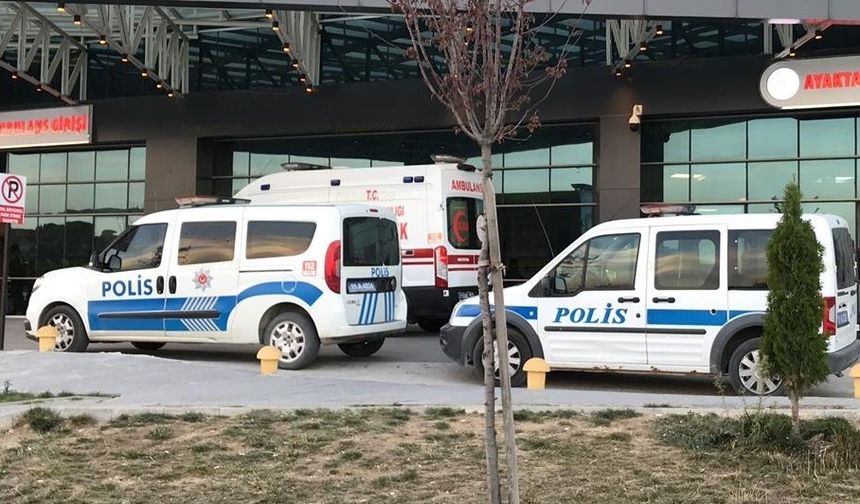 Av tüfeğini kontrol ederken yanlışlıkla kendini vurdu