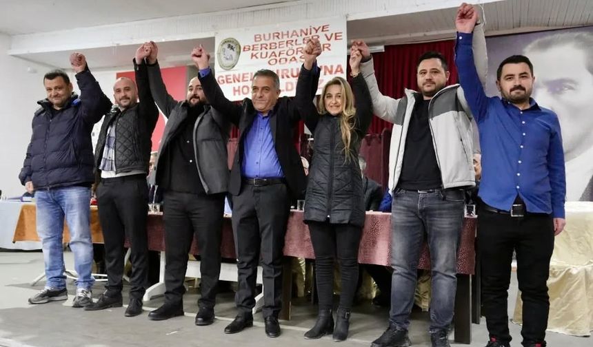 Burhaniye' de Berberler ve Kuaförler Odası seçimi yapıldı